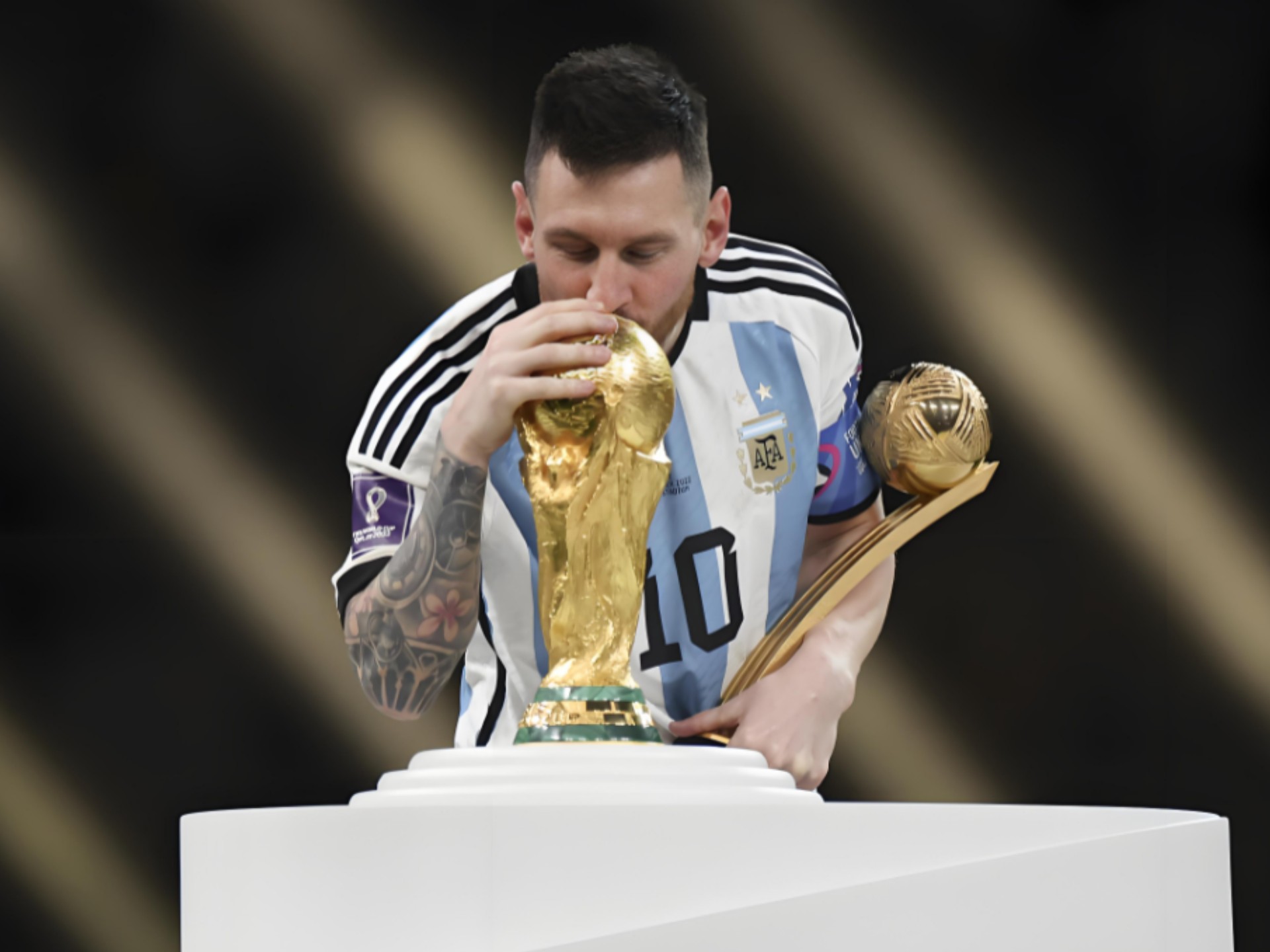 LPL常规赛收官阶段排名胶着