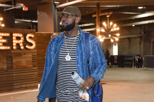 大爆冷！卫冕冠军倒下，NBA格局改变，总冠军又有悬念了