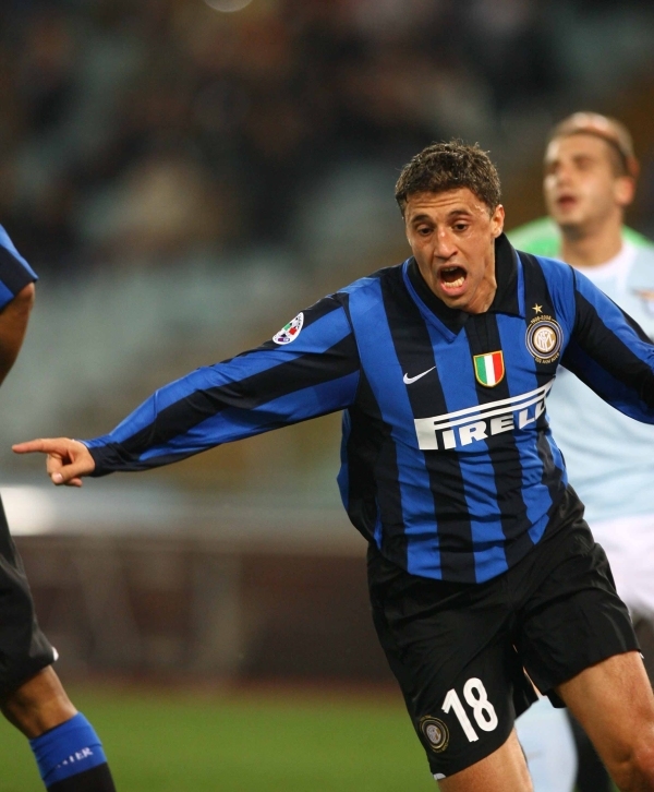 NBA为詹姆斯打造专属球衣补丁 意味深远引发退役猜测