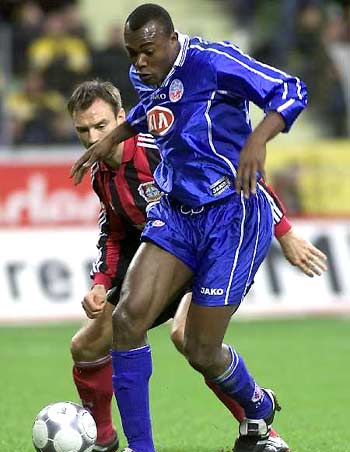 小卡轮休登哥带队，加时擒龙挤进附加赛圈，北伐初见成效