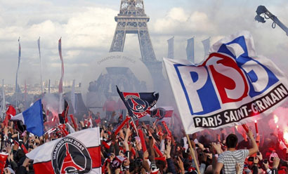 TA：当主帅坚持足球理念时，曼联和其他球队高层不应感到意外